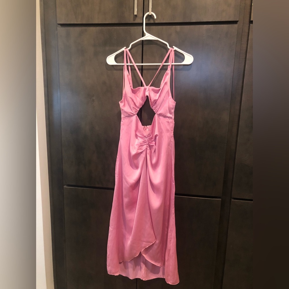Women’s Front Ruched Dress - Picture 4 of 4